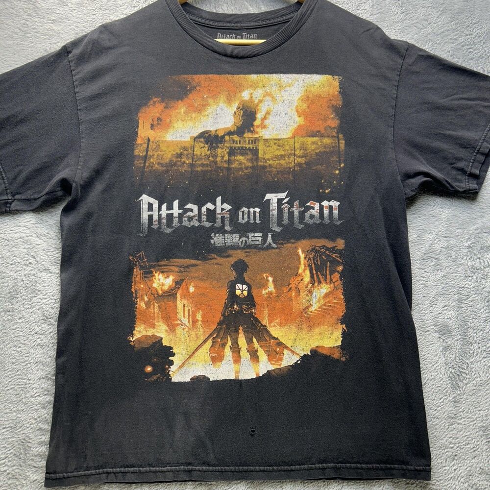 Attack On Titan Shirt Mens Large Black‎ Fade Anime Graphic Ripple Junction Manga